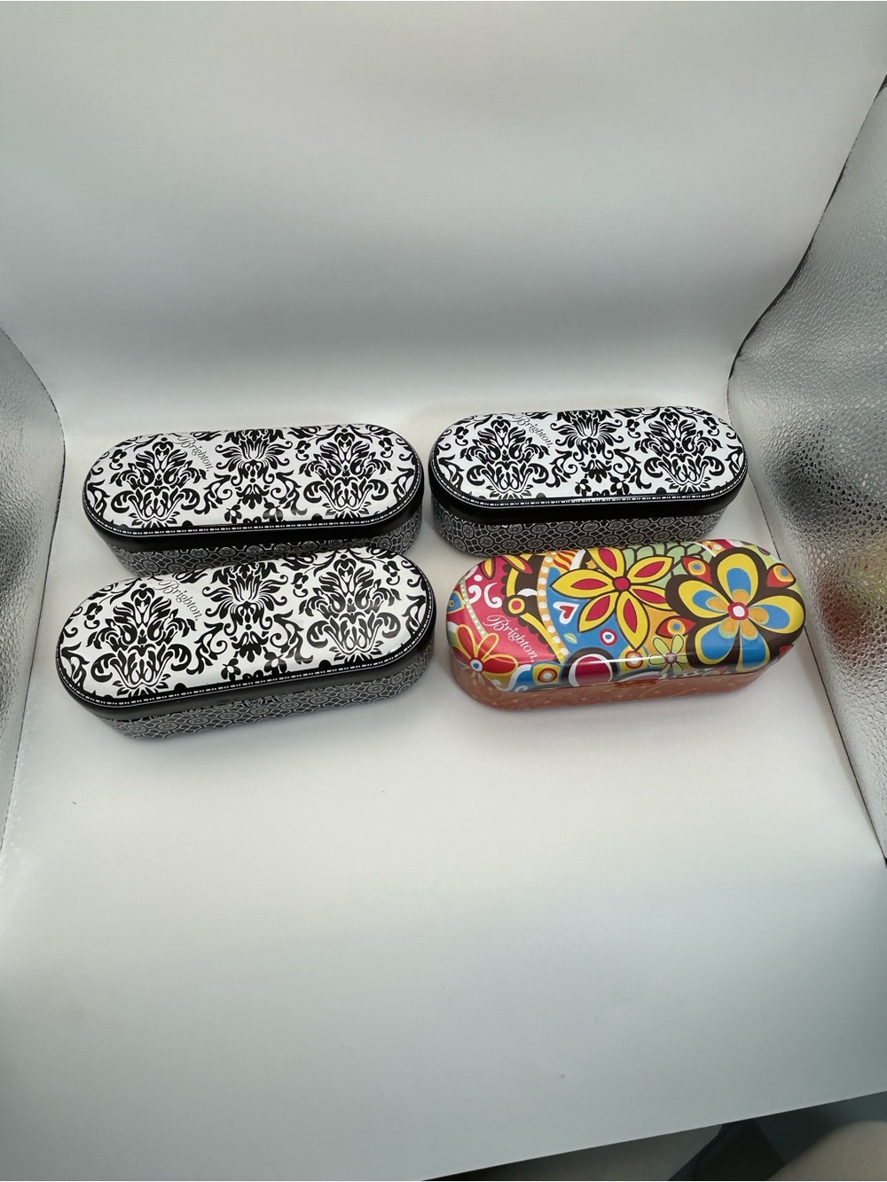 Brighton Floral Sunglass Tins Cases Qty 4 Multicolor Black & White 6.5" x 2.5" - Picture 6 of 10